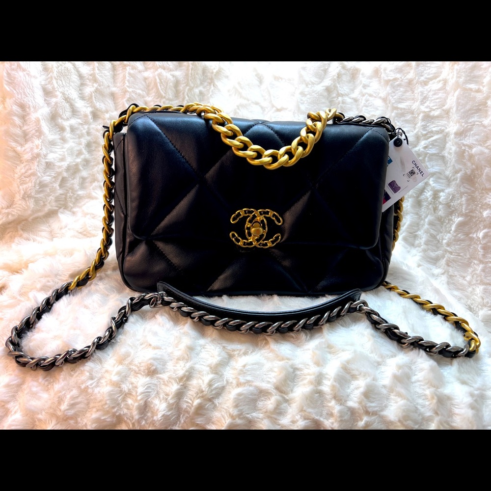 Chanel 19 Flap bag